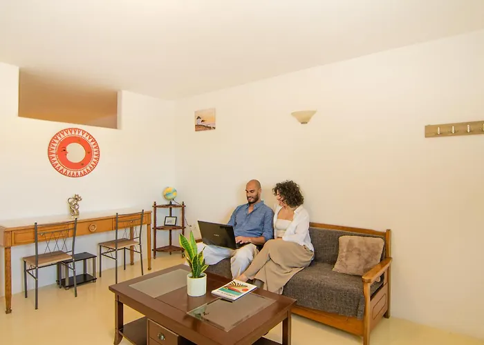 Ξενοδοχείο με διαμερίσματα Spilia Mykonos Αγράρι