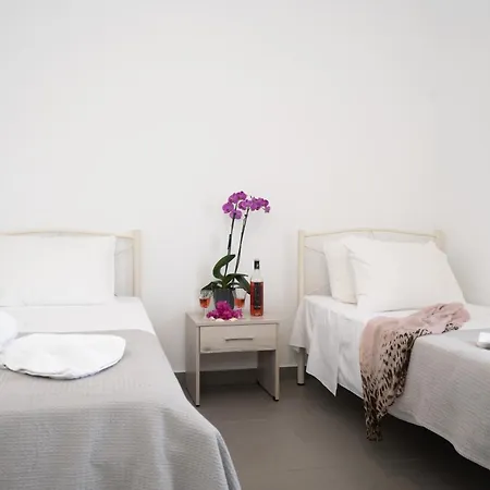 Spilia Mykonos 4* 애그라리