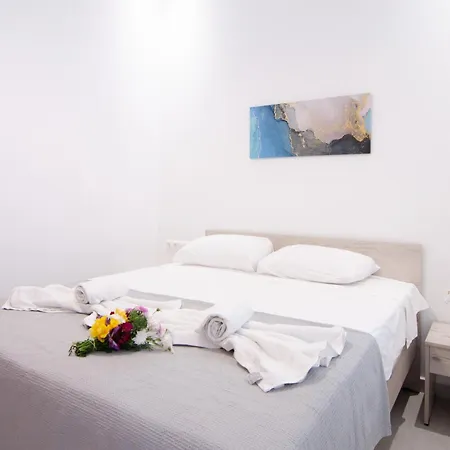 Spilia Mykonos 아파트호텔 애그라리