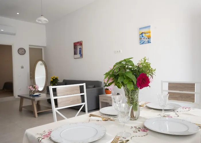 Spilia Mykonos Agrari (Mykonos)