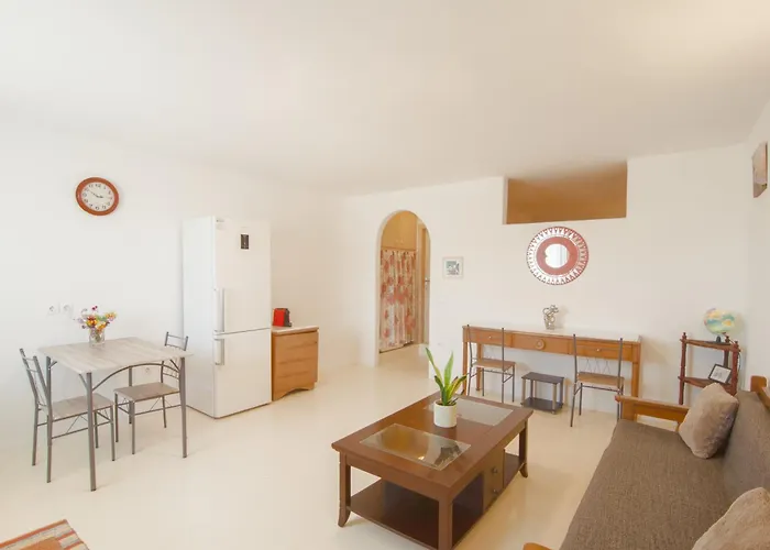 מלון דירות Spilia Mykonos Agrari (Mykonos)