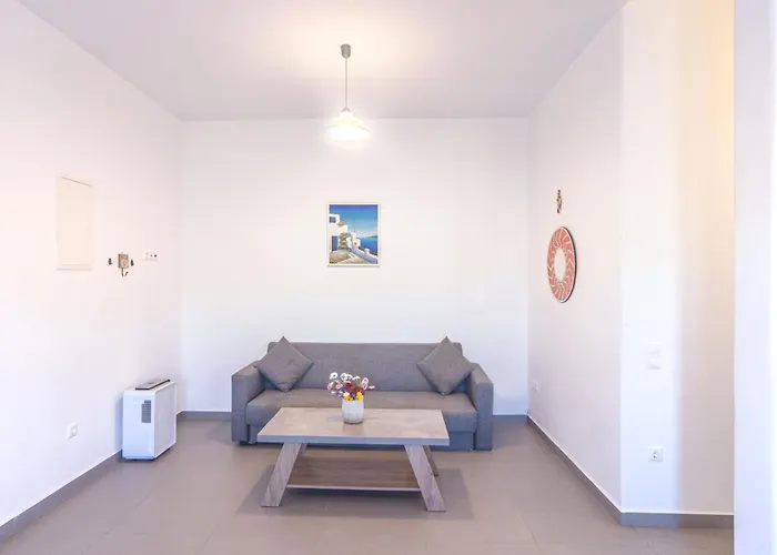 Ξενοδοχείο με διαμερίσματα Spilia Mykonos 4*